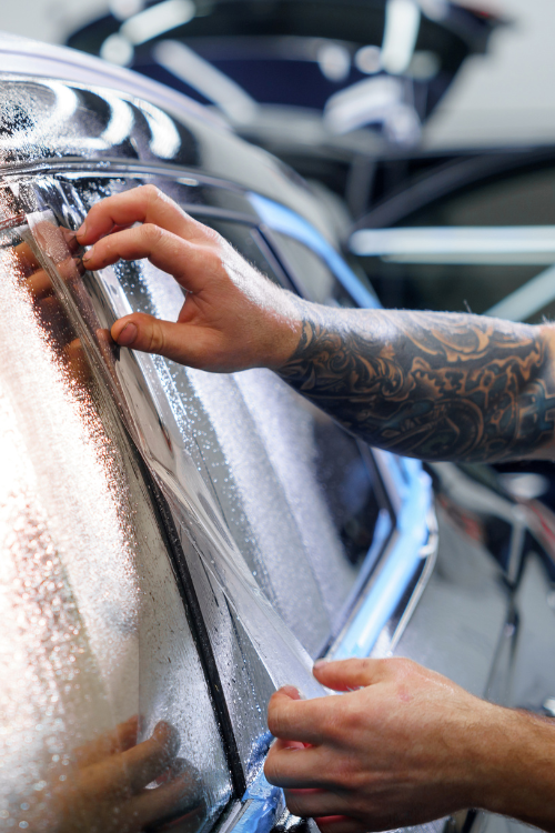 scheibe wird foliert